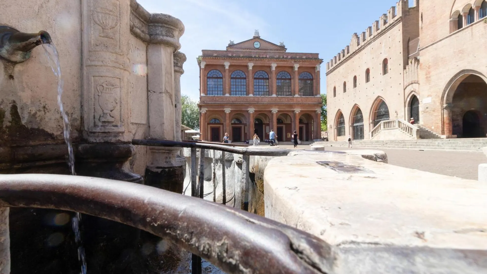 Teatrum Loft Teatro Galli -Jacuzzi In Camera Rimini 0*,