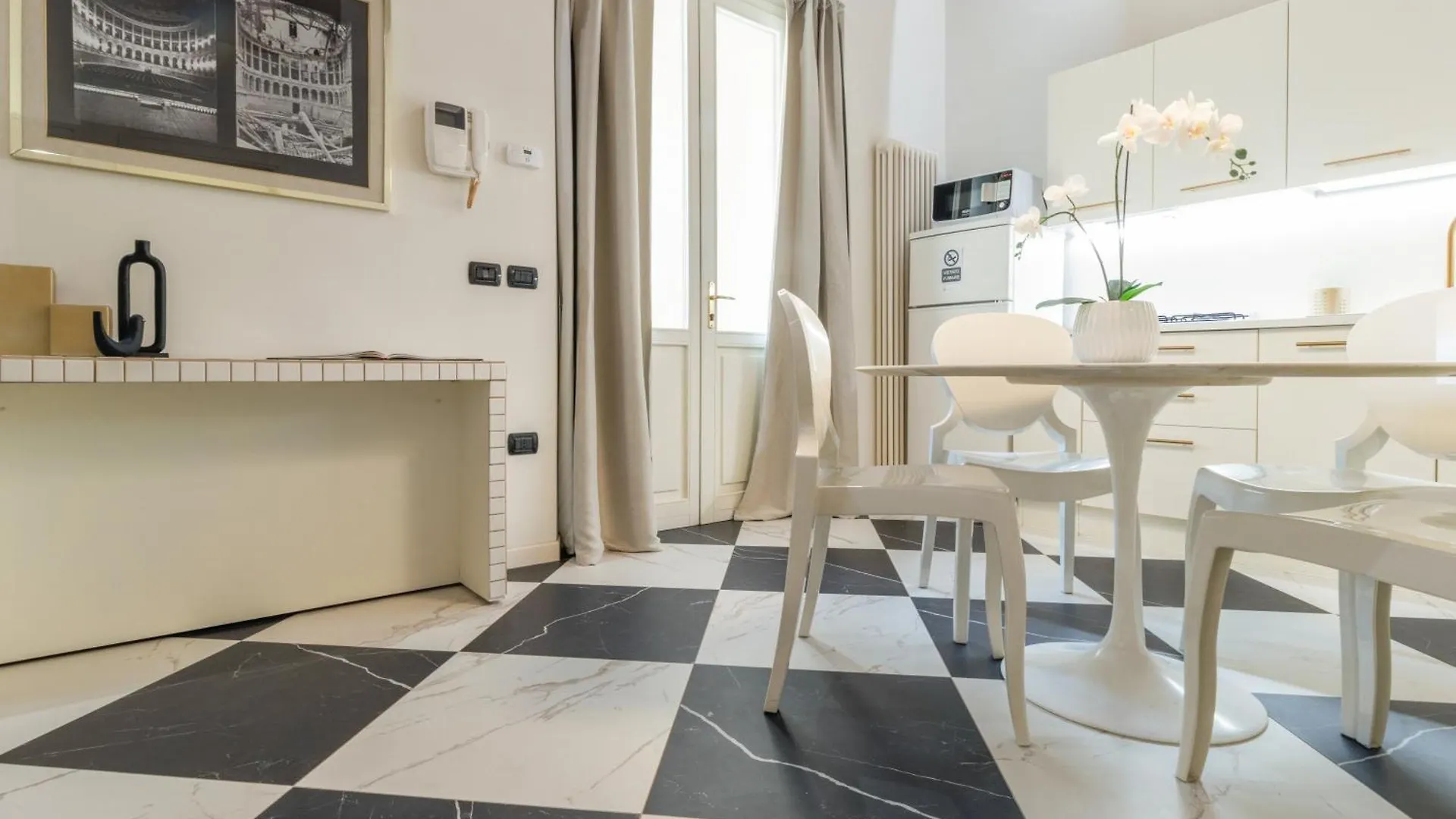 Teatrum Loft Teatro Galli -Jacuzzi In Camera Rimini 0*,  Italien