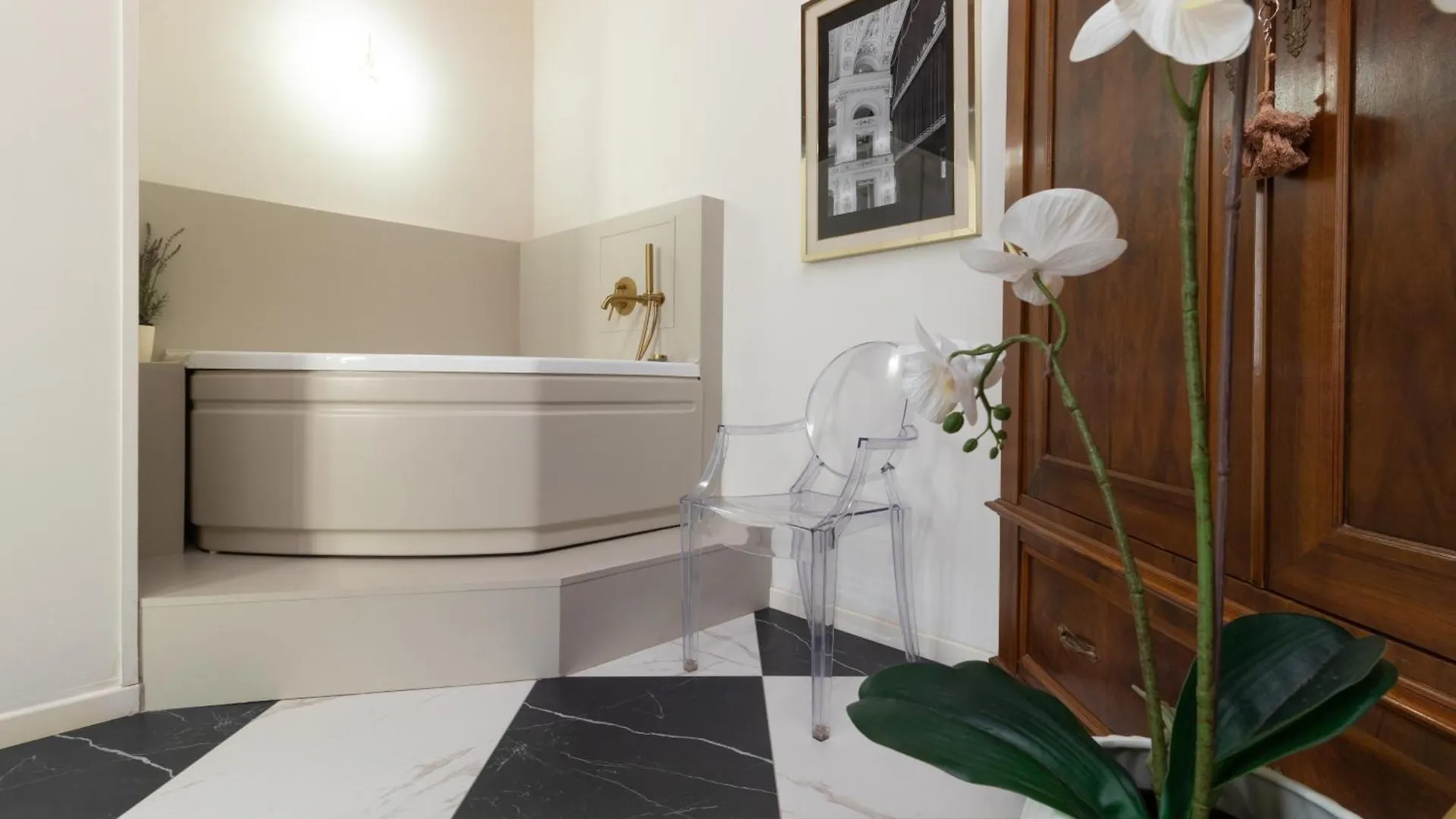 Teatrum Loft Teatro Galli -Jacuzzi In Camera Rimini 0*,